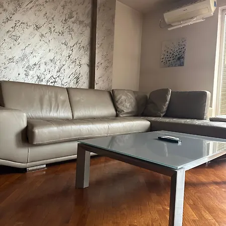 Simonovski 3 Apartment